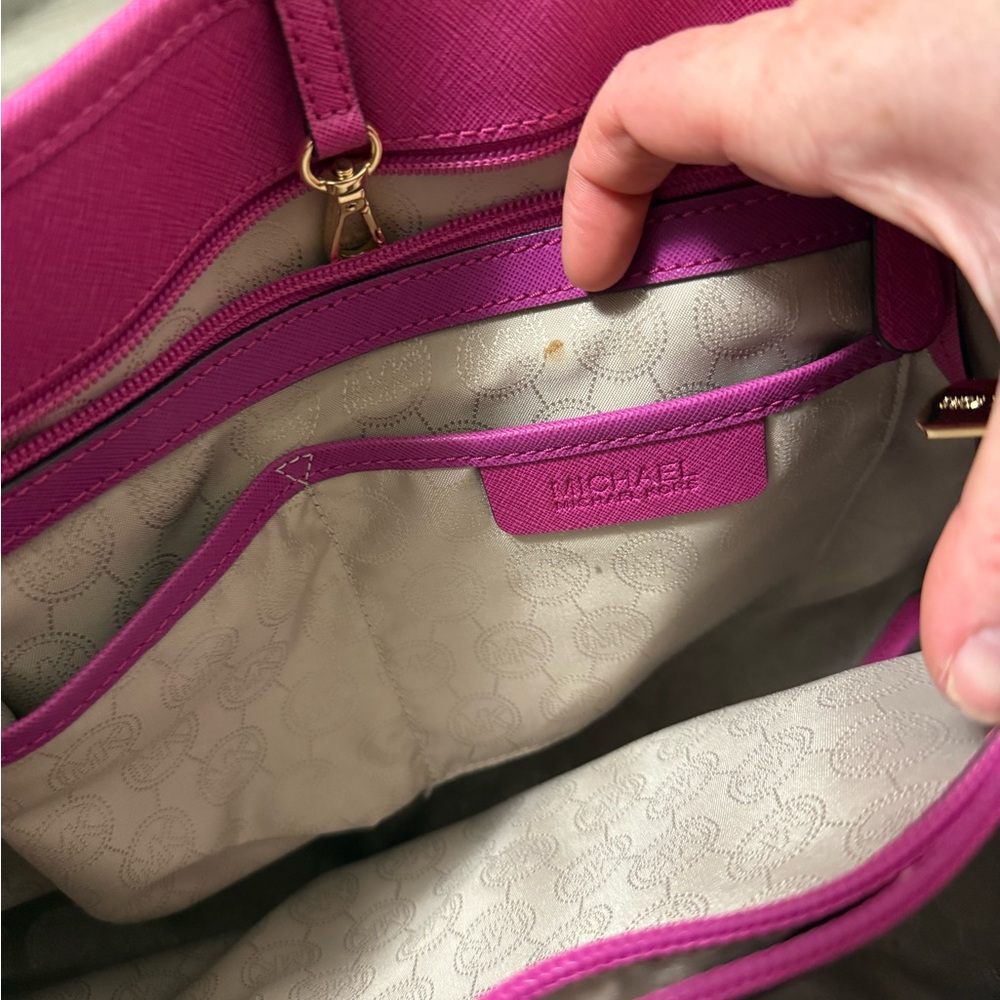 MICHAEL KORS Large Saffiano Leather Tote Bag Hot Pink - Picture 9 of 11